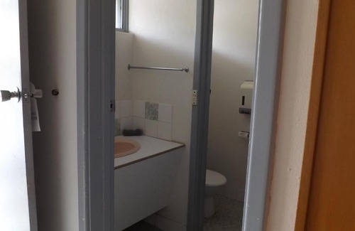 Collie Hotel | Family-Friendly Collie Motel with Great 8/10 Guest Rating