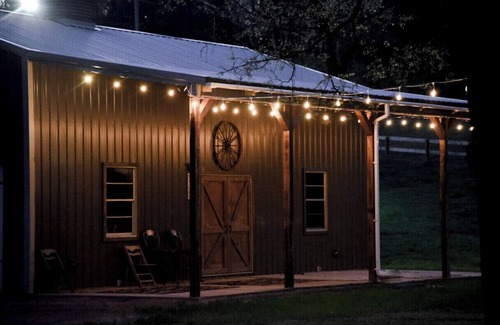 Norman Cabin | Idyllic Collier Creek Wedding Barn & Cabins by the Water