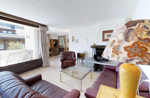 Celerina-Schlarigna Apartment | Experience Collina: 10/10 Rated with Family-Friendly Amenities