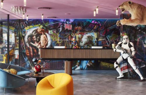 Milan Hotel | Discover Collini Rooms: Pet-Friendly & Family-Accommodating