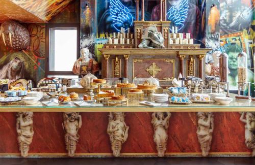 Milan Hotel | Discover Collini Rooms: Pet-Friendly & Family-Accommodating
