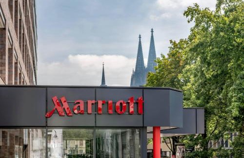 Altstadt-Nord Hotel | Discover the Cologne Marriott Hotel: 5-Star Comfort Awaits