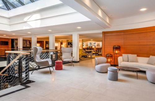 Altstadt-Nord Hotel | Discover the Cologne Marriott Hotel: 5-Star Comfort Awaits