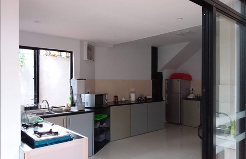 Borella House | Colombo Residence: 5 Bedroom B&B with Gourmet Breakfast