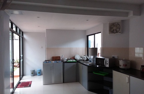 Borella House | Colombo Residence: 5 Bedroom B&B with Gourmet Breakfast