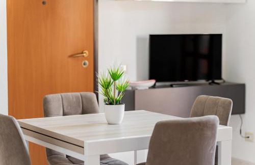 Sestu Apartment | Pet-Friendly Colombo Rooms for Memorable Family Stays
