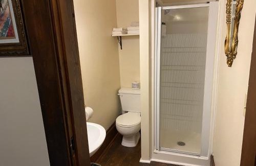 Charlottetown Bed & Breakfast | Historic Colonial Charm Inn with Family-Friendly Amenities