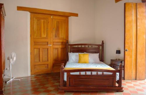 Granada House | Experience Miskitu Casa Boutique: A 4-Star Oasis with Pool