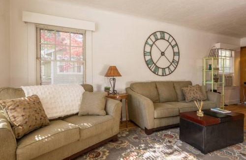 Atascadero House | Pet-Friendly Holiday Homes in California - Rated 9.8/10