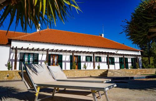 Grandola House | Colonial Farmhouse with Cottage - Lugar Minas da Caveira