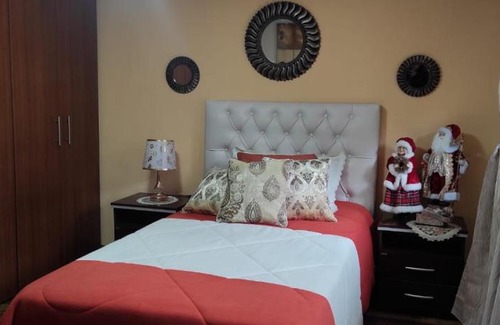 Centro Historico Apartment | Top-Rated Colonial House Instinto in Ecuador with Breakfast
