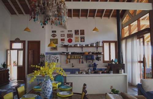Atibaia House | Colonial Mansion Retreat in Gated Community by the Woods