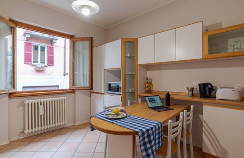 Colonno Apartment | Colonno Apartment with Breathtaking Views & Accessible Amenities