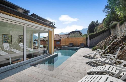 Colonno House | Elegant Colonno Penthouse with Pool & Hot Tub Amenities