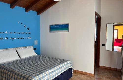 Cassano Magnago Bed & Breakfast | Delightful Color House Malpensa B&B - Child Friendly Retreat