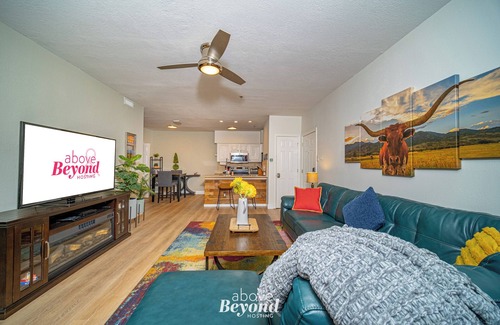 Highland Lake Estates Condo | Color Pop by the Pool