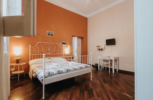 Municipio 2 Apartment | Color22