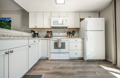 Cimarron Hills Condo | Cozy Colorado Hideaway: 2 BR with Spa & Family Amenities