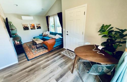 Hazel Dell Villa | Colorful Comfort 3 Bedroom Home with Fenced yard