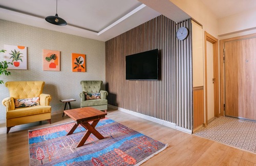 Esenyurt Apartment | Vibrant Flat Close to Torium & Beylikduzu Metrobus