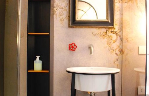 Campo di Marte Apartment | Vibrant Pied-à-Terre Near Via Gioberti - Family Friendly