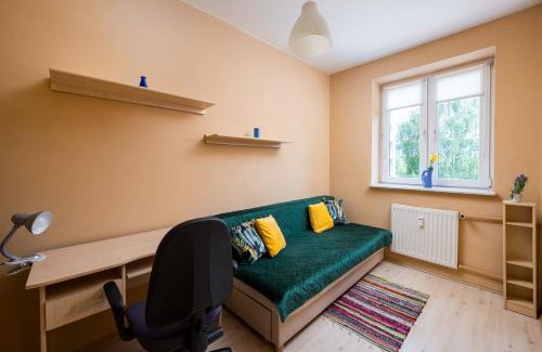 Ursynow Apartment | Colour Power Apartment by BookingHost