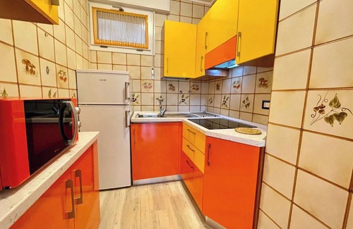 Porto Santa Margherita Apartment | Vibrant Flat with Terrace and Spa - Beahost Awaits You