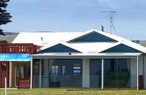 Kilcunda House | Cozy Oceanfront Home: Pet-Friendly & Wheelchair Accessible