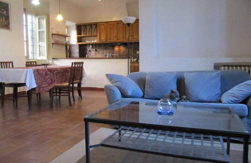 Mercatale Val di Pesa Apartment | Relax at Coltifredi Villa in Chianti: Pool & Garden Retreat