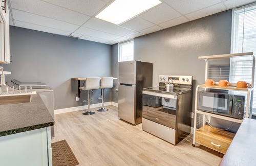 Merion Village House | Convenient Columbus Apartment Near Ohio State University