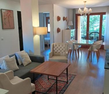 Falset Apartment | Impressive Com a Casa: Guest Rated 9.8 with Pool Access