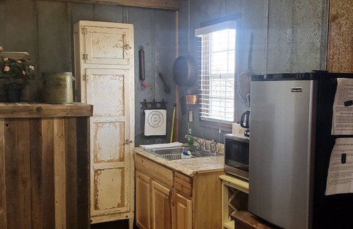 Mason Cabin | Comanche Creek Cabin #1