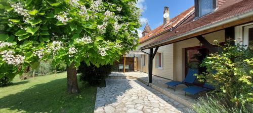Saint-Andre-dAllas House | Discover Combe Belle: Family-Friendly with Ocean Views