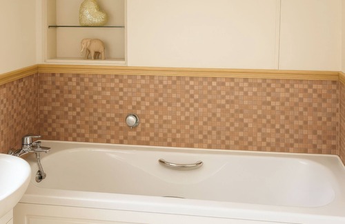St Leonards-On-Sea Cottage | COMBE HAVEN HOLIDAY PARK - HOLIDAY ACCOMMODATION 12122 in St Leonards-On-Sea
