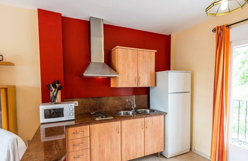Cortes de la Frontera Villa | Top-Rated Quercus Cortes de la Frontera with Pool & Spa