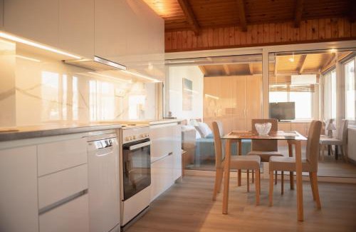 Vari-Voula-Vouliagmeni Apartment | Combination of the sea and the countryside