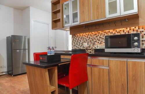 Rawasari Apartment | Spacious 3BR Apartment at Green Pramuka City by Travelio