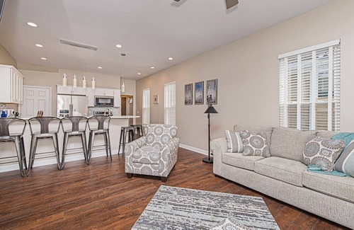 Old Northside House | Stylish Duplex on Monon Trail - Ideal for Group Getaways