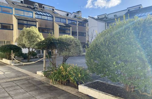 Combrit Apartment | Relaxing Duplex in Combrit with Heated Pool & Tennis Court
