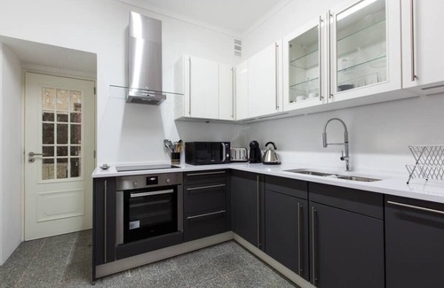 Santa Catarina Apartment | Top-Rated Combro T2 in Vibrant Lisbon with Family Amenities