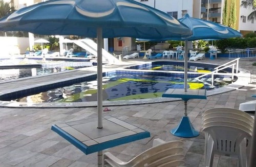 J Jeriquara Apartment | Relax in Caldas Novas-GO: Family-Friendly with Pools & Spa