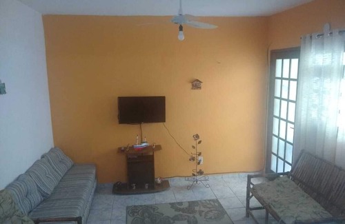 Verolme House | Explore Angra dos Reis - Family Friendly Getaway Awaits!