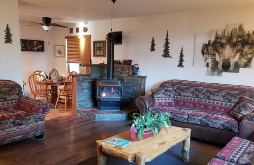 Portola House | Come and Relax in Beautiful Plumas County