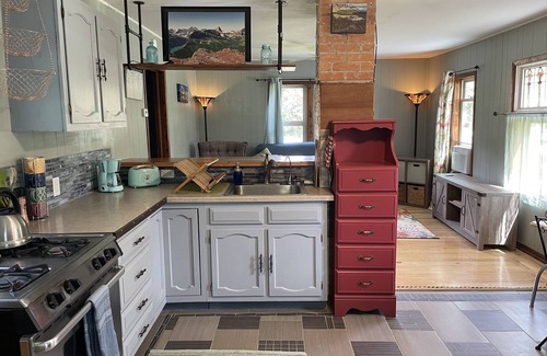 Columbia Falls House | Enjoy a Cozy Retreat by the Flathead River, Near Glacier