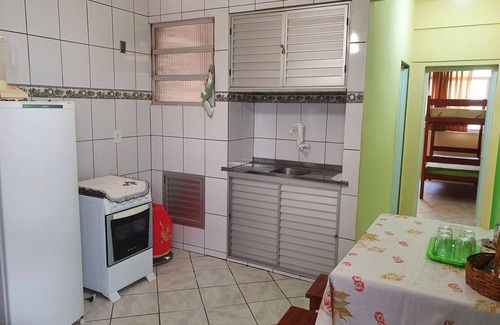 Centro Apartment | COME ENJOY THE BEAUTIFUL BEACHES OF GUARAPARI ES