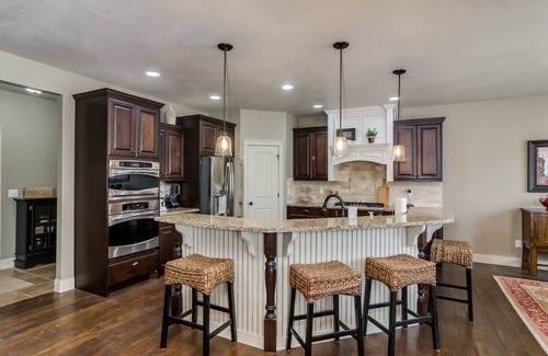 Herriman House | Experience the Majestic Mountains of Utah with Pet-Friendly Stays