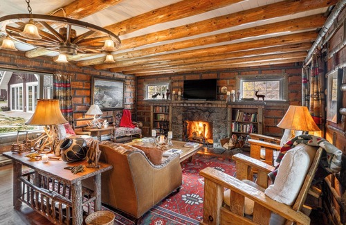 Paonia House | Discover The Rockin Rose Ranch: Family & Pet Friendly Retreat