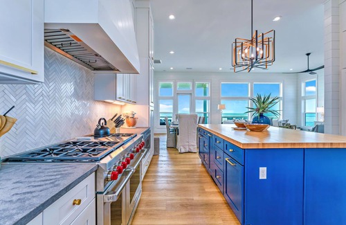 Plantation House | Beachfront Retreat with Private Pool and Chef's Kitchen