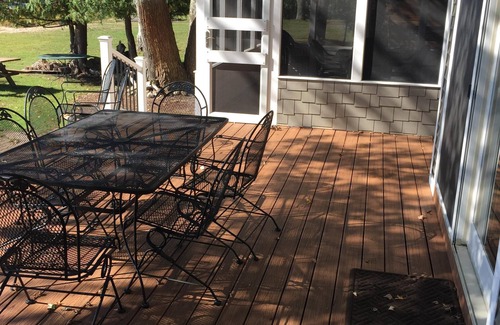 Interlochen House | Discover Serenity at Our Beachfront Cottage with Spa & Pool