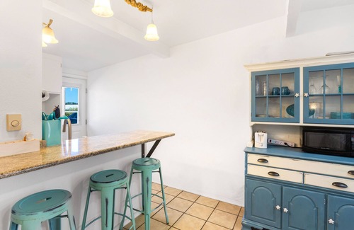 Ocean Shores Condo | Experience Surf and Comfort at Sandy Days Condo